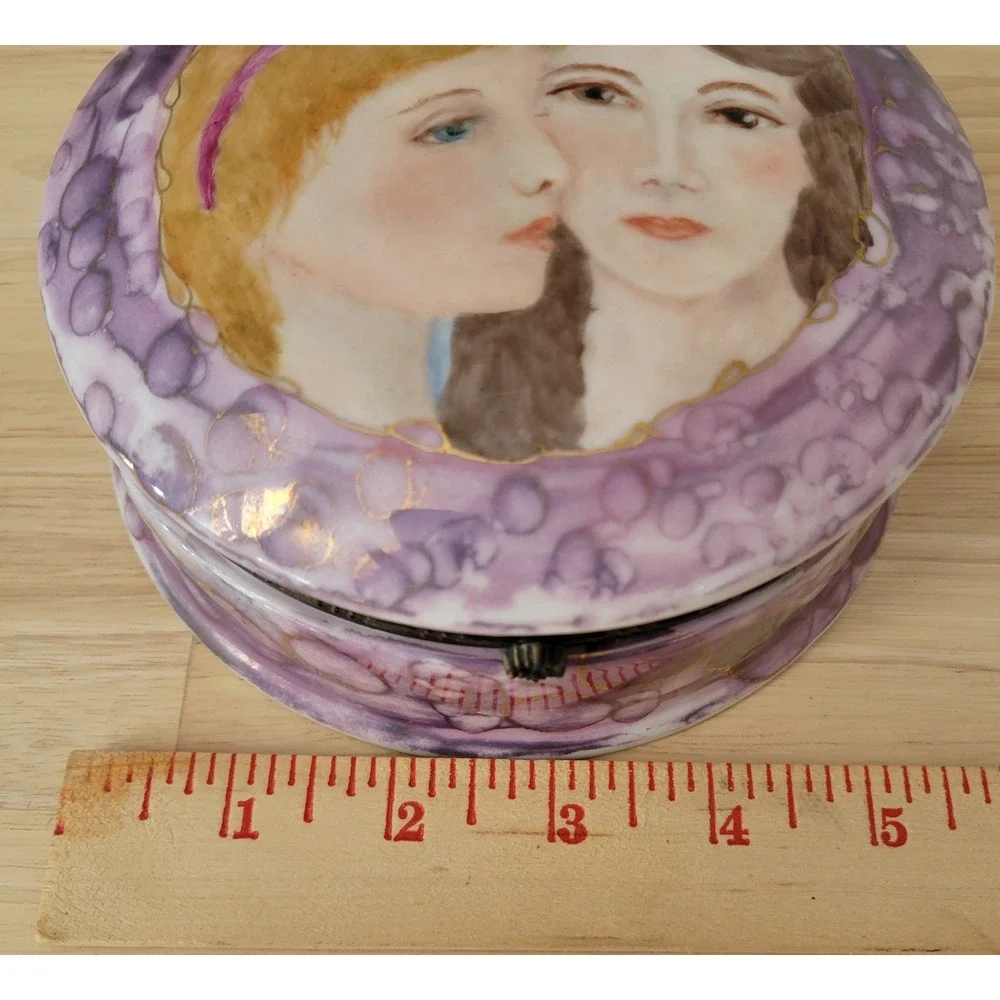 Trinket Box Hand Painted Art Porcelain Hinged Lid 5.5